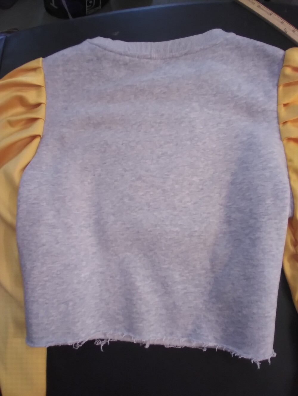 Akira  Brand Gray Cropped Sweatshirt with Red 'A' and Yellow Puff Sleeves Size M - Picture 6 of 11